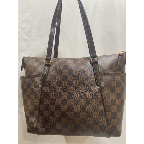 Louis Vuitton Handbags - SOLD‼️Louis Vuitton Damier Ebene Totally PM Tote With Dust Bag & protective bag